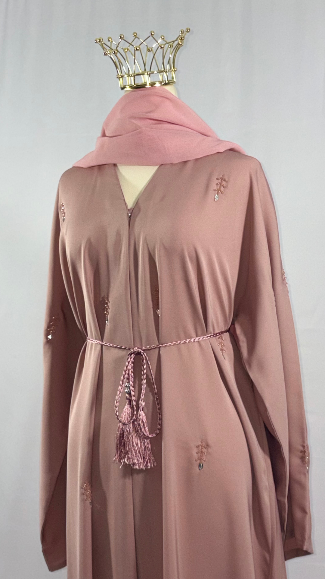 ABAYA Rosalía (Rose poudré brodée)