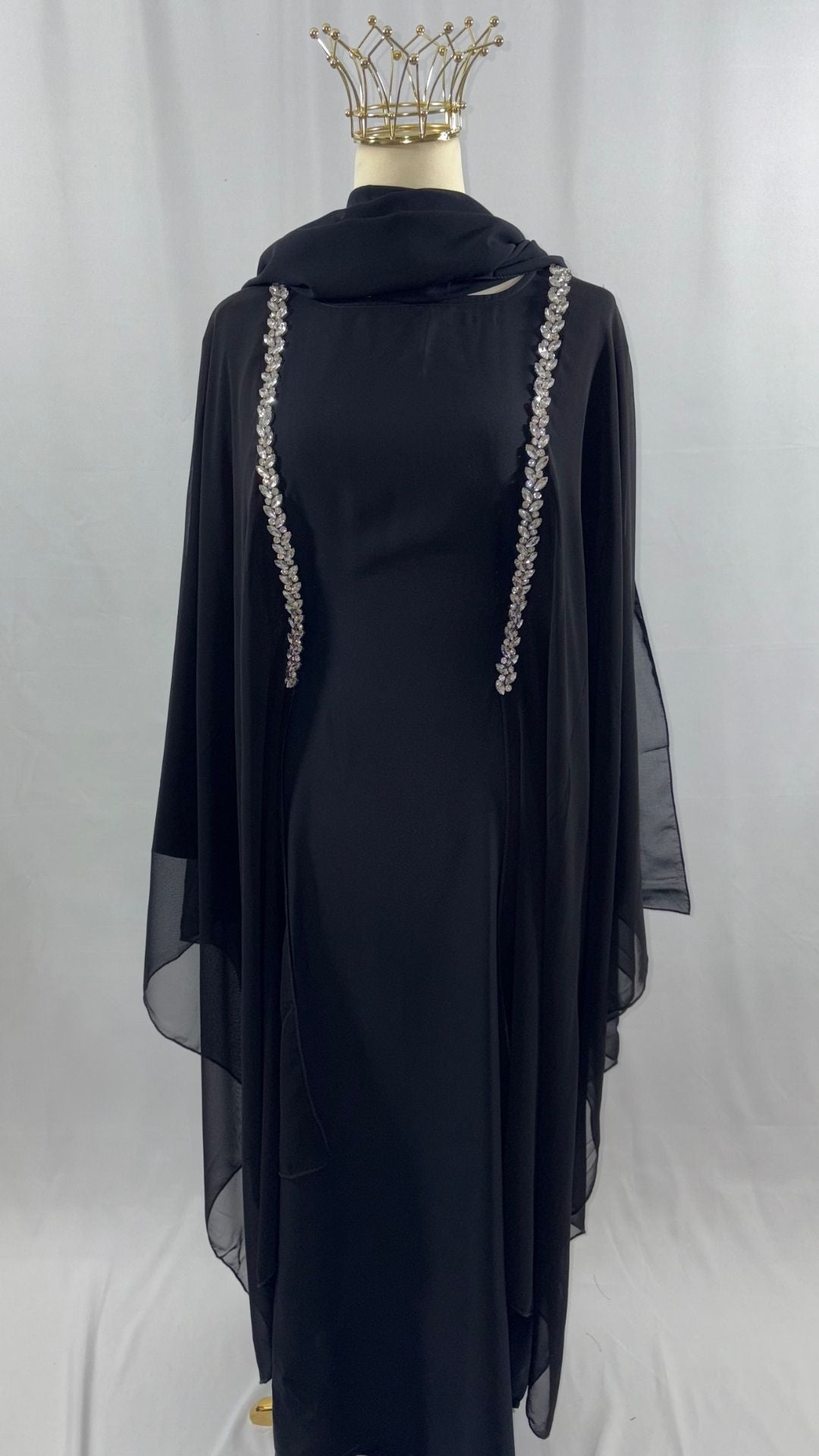 ✨ Abaya PAPILLON LUMIÈRE – Détail Argenté Avant