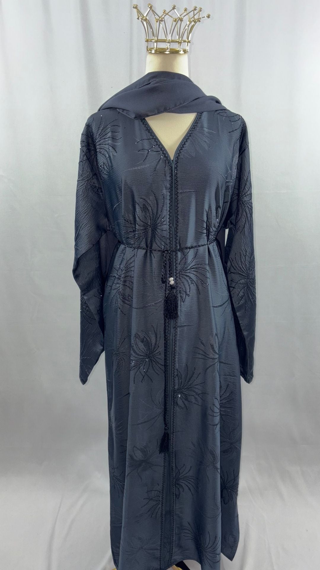 ✨ Abaya FLORA NOCTURNE – Élégance Florale Intemporelle